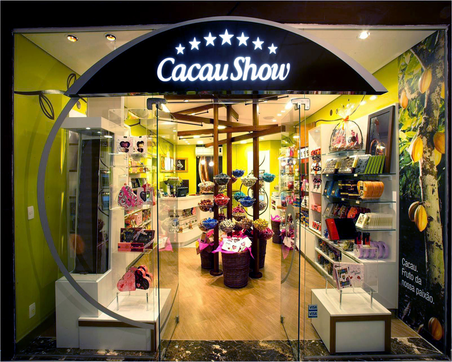 Cacau Show inaugura Super Store no JK Shopping - Estilozzo