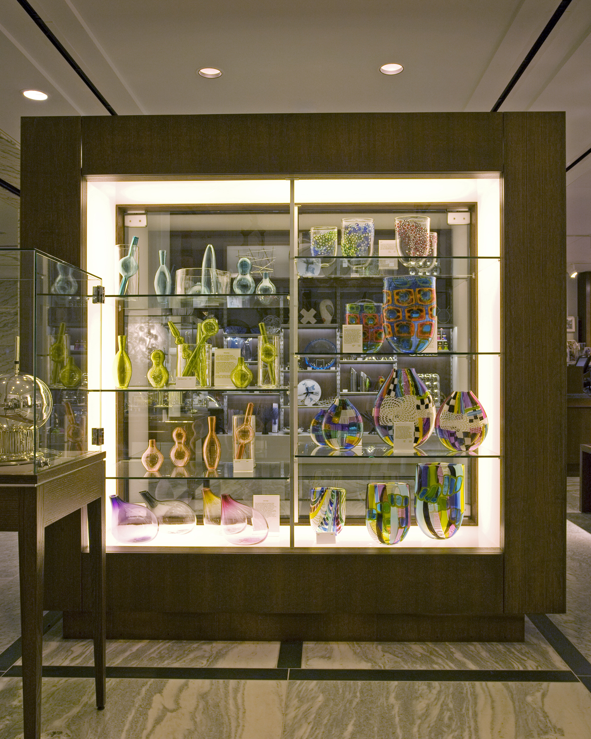 DIA Marble Column Keychain - Detroit Institute of Arts Museum Shop